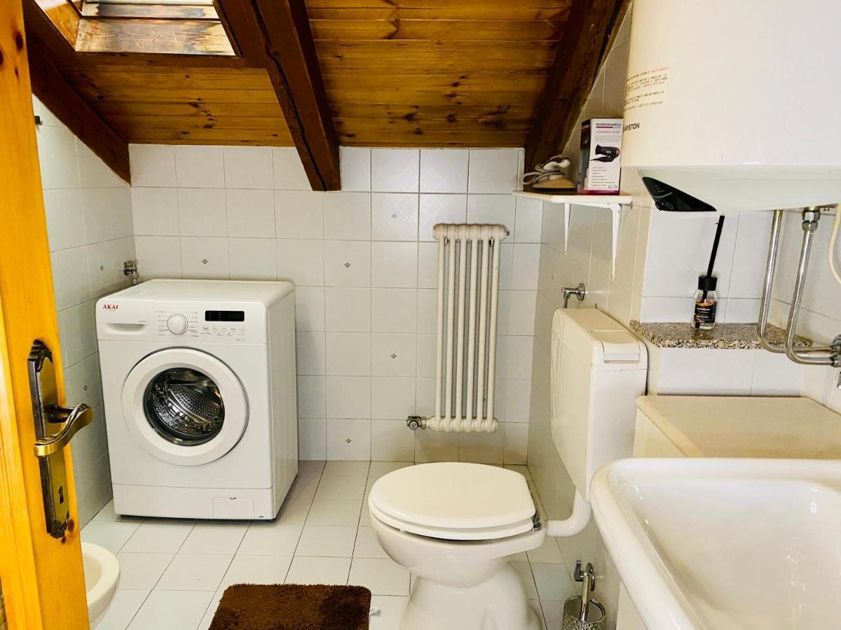 Casa Dei Leoni Apartment Aosta Luaran gambar